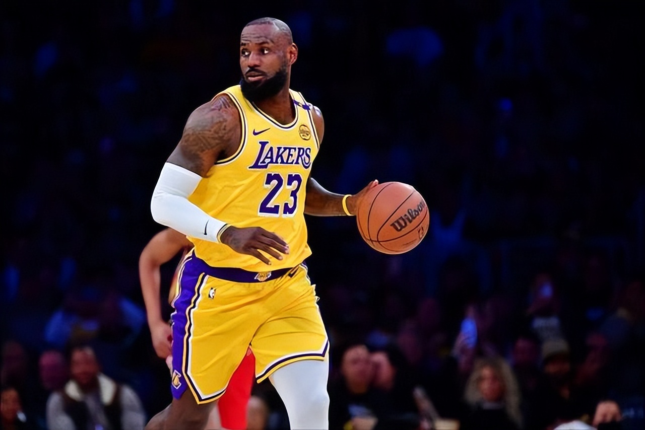 紧急警报,范佩西领衔,的费耶诺德,太阳城,太阳城娱乐,太阳城app,太阳城赌场